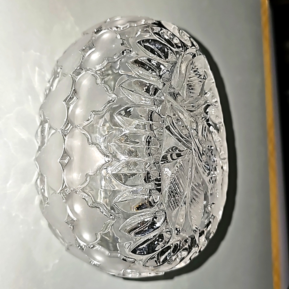 Hofbaur Crystal Byrdes Collection Egg Shaped Covered Large Trinket Box with Lid